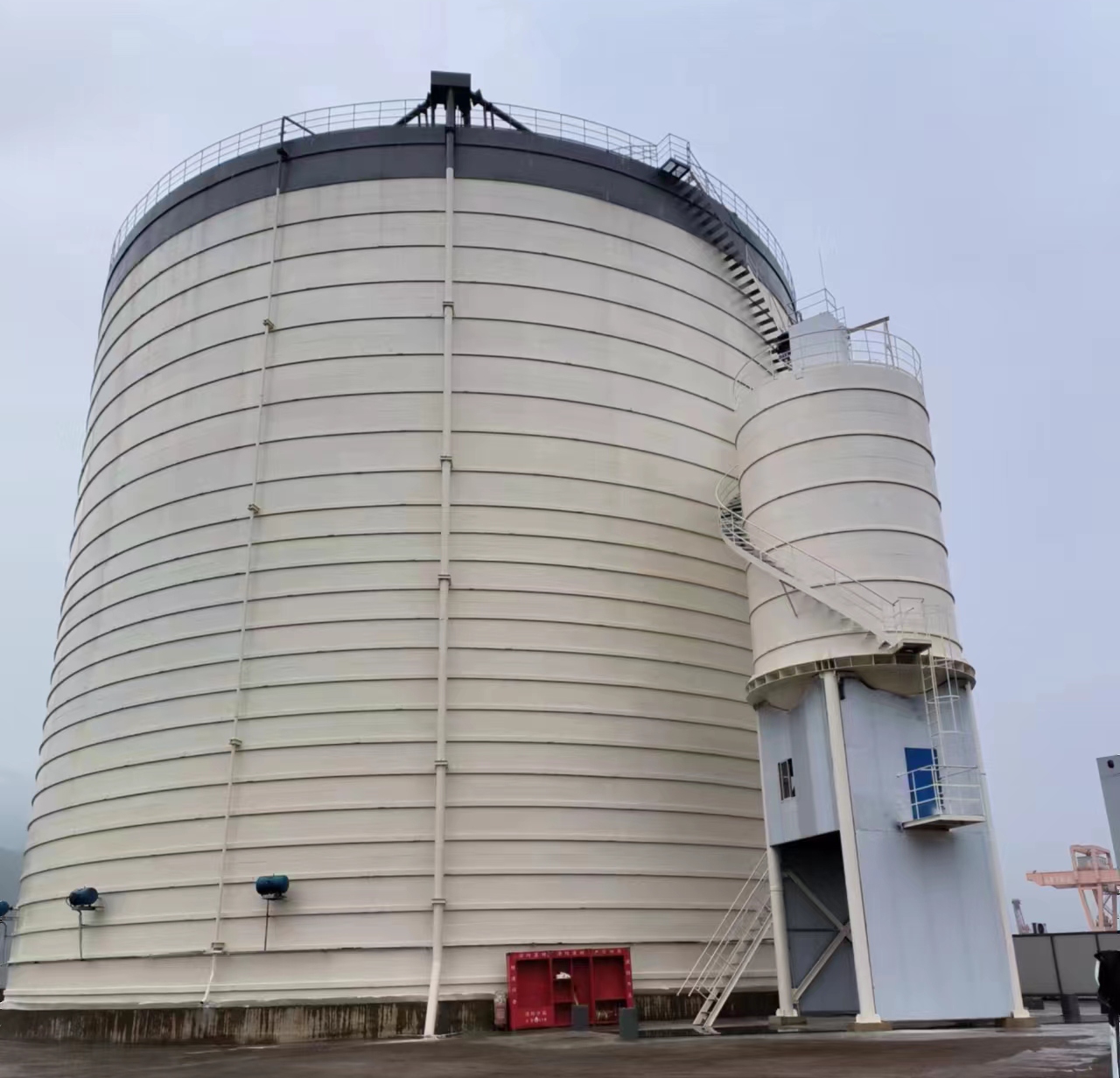 博尔塔拉10万吨水泥钢板库